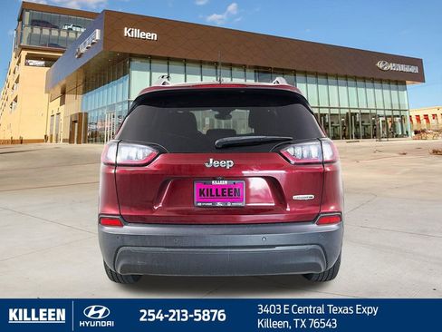 Used 2021 Jeep Cherokee Latitude Plus image 7