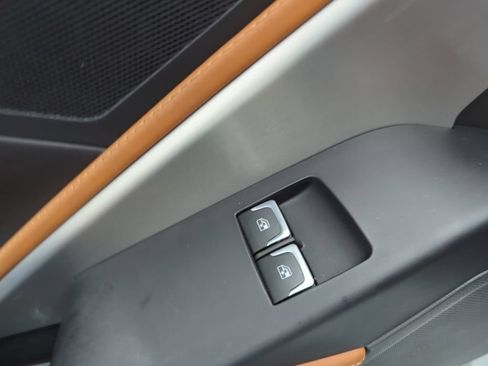 Used 2019 Chevrolet Corvette ZR1 RWD image 11