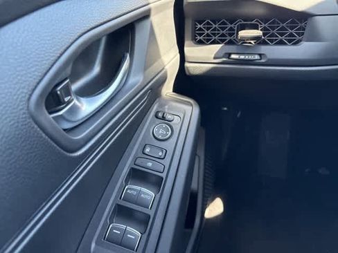 Certified 2025 Honda Accord LX image 21