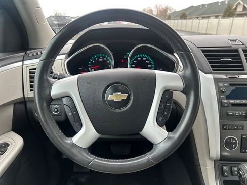 Used 2010 Chevrolet Traverse LTZ image 16