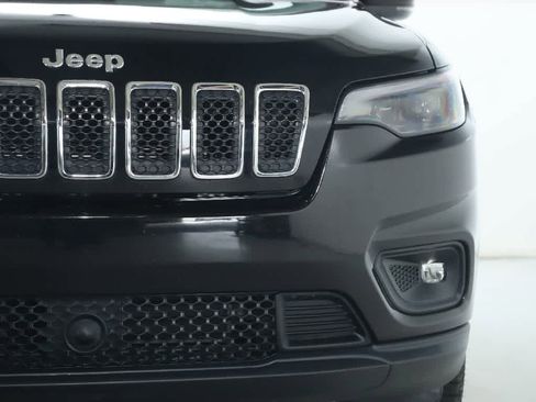 Certified 2021 Jeep Cherokee Latitude Lux w/ Comfort/Convenience Group AWD/4WD image 7