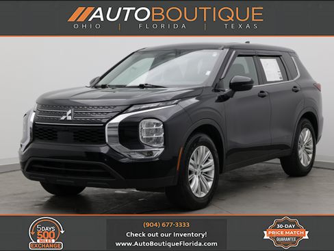 Used 2024 Mitsubishi Outlander ES FWD image 1