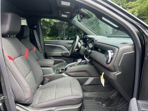 New 2026 Chevrolet Colorado Z71 AWD/4WD image 16