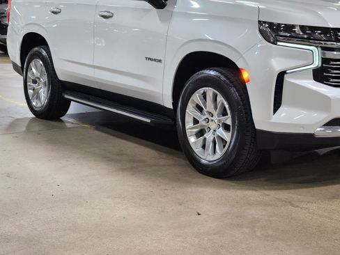 Used 2024 Chevrolet Tahoe Premier AWD/4WD image 16