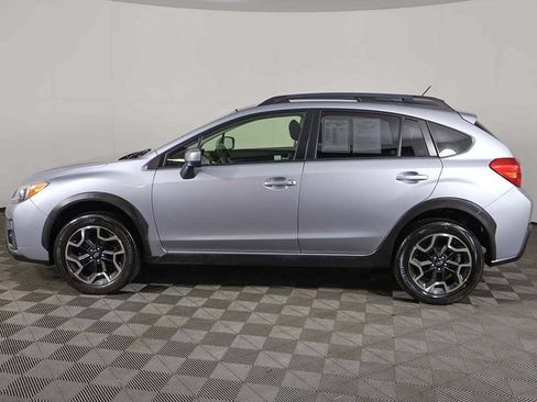 Used 2017 Subaru Crosstrek 2.0i Premium AWD/4WD image 8