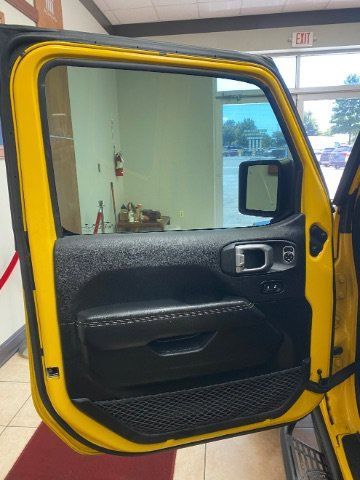 Used 2020 Jeep Wrangler Unlimited Rubicon AWD/4WD image 13
