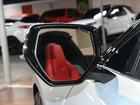 Used 2022 Chevrolet Corvette Stingray Convertible w/ Z51 Performance Package RWD image 63