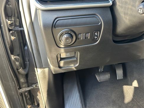 Used 2022 Jeep Wagoneer Series I image 31