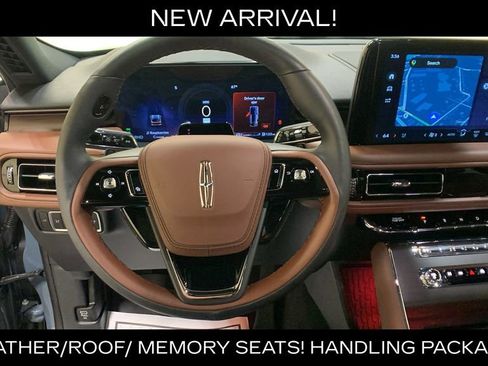 Used 2025 Lincoln Aviator Reserve w/ Equipment Group 201A AWD/4WD image 39