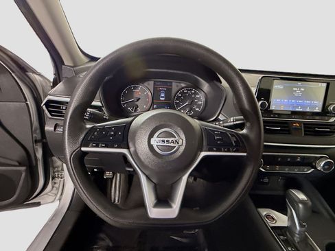 Used 2021 Nissan Altima 2.5 S FWD image 13