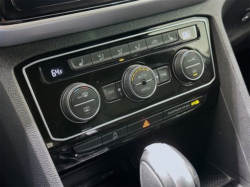 Used 2023 Volkswagen Atlas Cross Sport SEL R-Line image 16