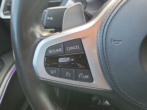 Used 2020 BMW 330i Sedan w/ M Sport Package RWD image 26