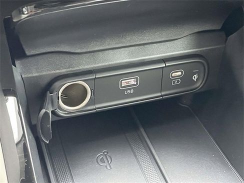 New 2025 Kia Telluride S image 38