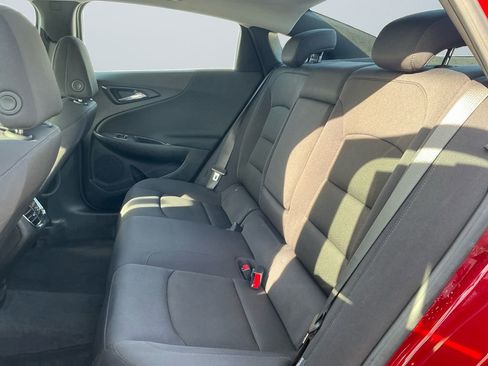 Used 2024 Chevrolet Malibu LT image 14