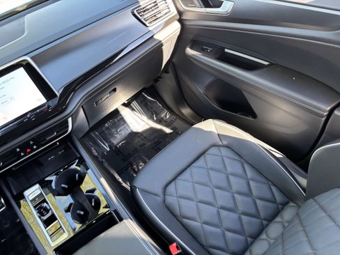 Certified 2025 Volkswagen Atlas Cross Sport SEL Premium R-Line image 14