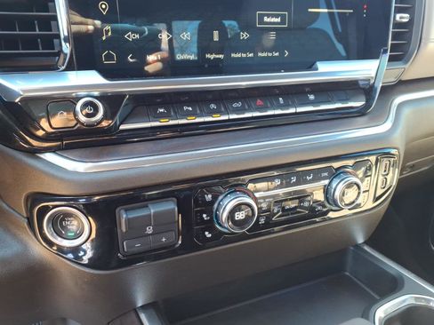 Used 2023 GMC Sierra 1500 SLT w/ SLT Premium Plus Package image 15