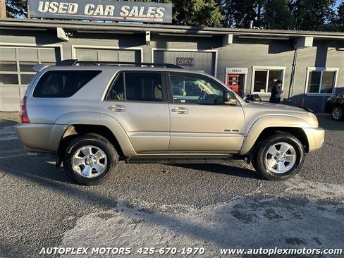 Used 2004 Toyota 4Runner SR5 image 8