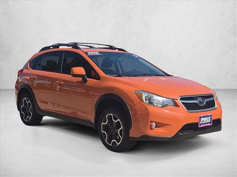 Used 2014 Subaru Crosstrek 2.0i Premium w/ Moonroof Package AWD/4WD image 3