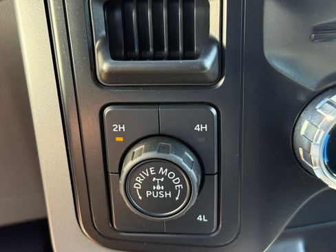 Used 2024 Ford F150 XLT w/ Mobile Office Package image 20