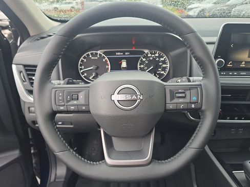 New 2026 Nissan Rogue SV image 15