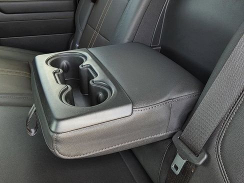 Used 2023 Chevrolet Silverado 1500 High Country w/ High Country Premium Package AWD/4WD image 36