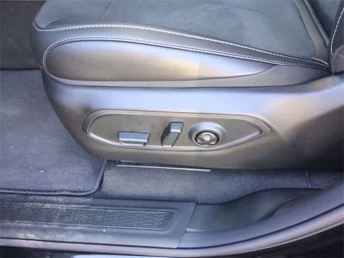 New 2025 Jeep Grand Cherokee L Altitude image 18