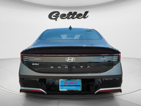 Certified 2025 Hyundai Sonata SEL FWD image 6