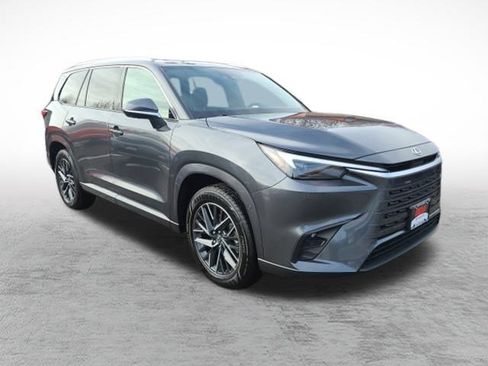 Used 2025 Lexus TX 350 AWD w/ Technology Package image 3