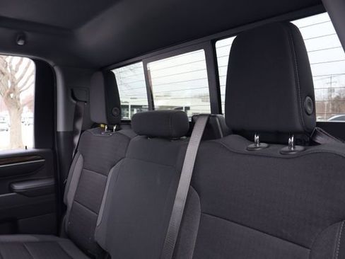 Used 2025 Chevrolet Silverado 2500 LT w/ Convenience Package image 17