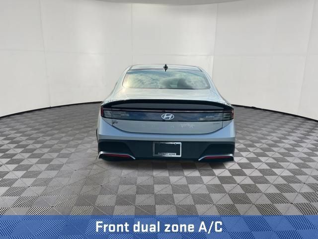 New 2026 Hyundai Sonata Blue FWD image 7