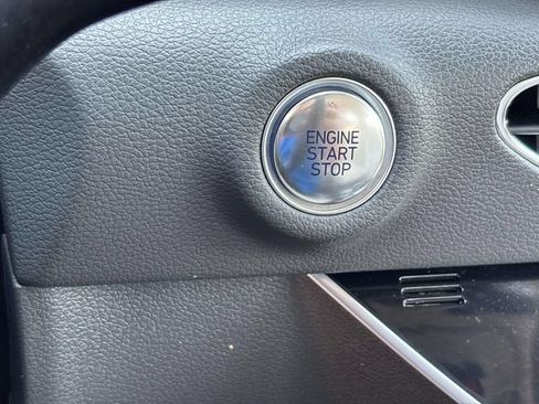 Certified 2023 Hyundai Sonata SEL w/ Convenience Package FWD image 26