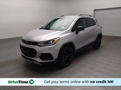 Used 2020 Chevrolet Trax LT w/ Redline Edition AWD/4WD image 1