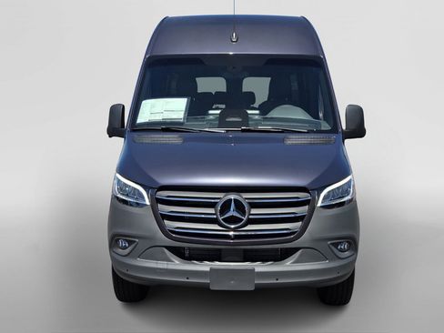 New 2026 Mercedes-Benz Sprinter 2500 image 9