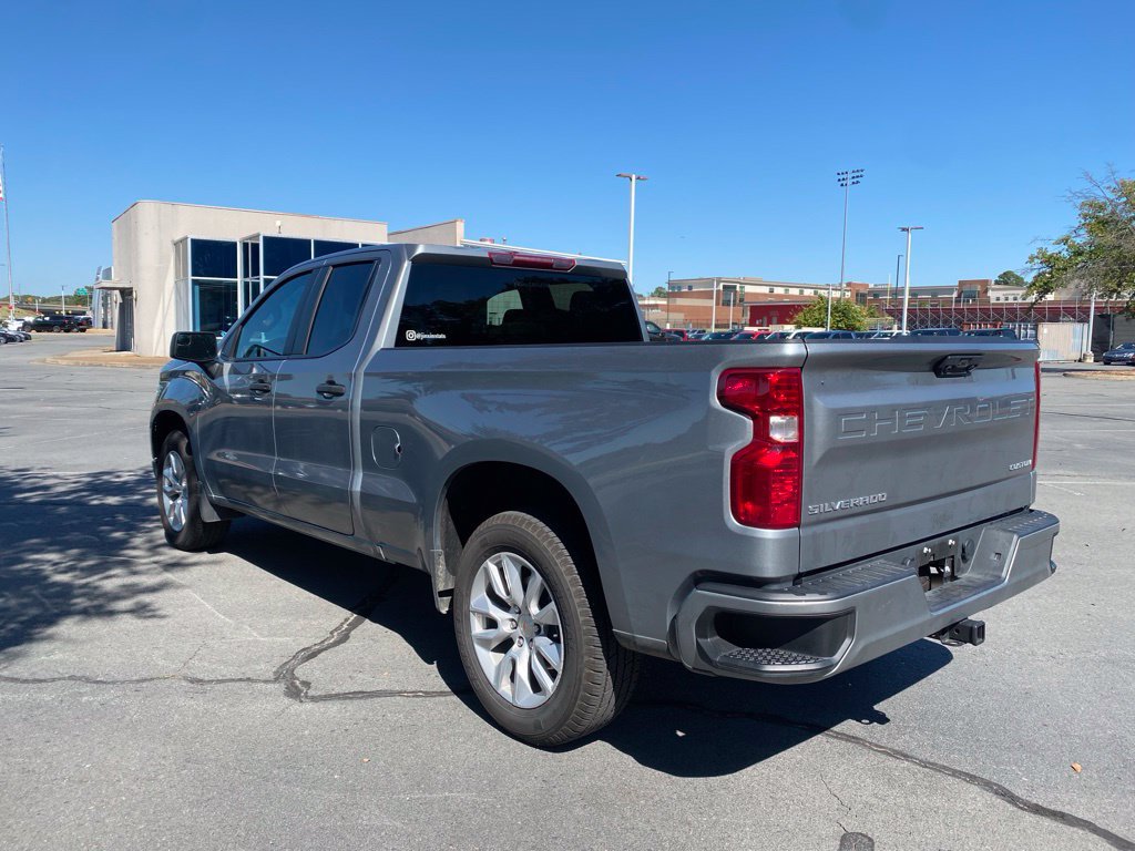 Used 2026 Chevrolet Silverado 1500 Custom RWD image 5