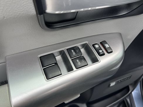 Used 2019 Toyota Sequoia Limited AWD/4WD image 15