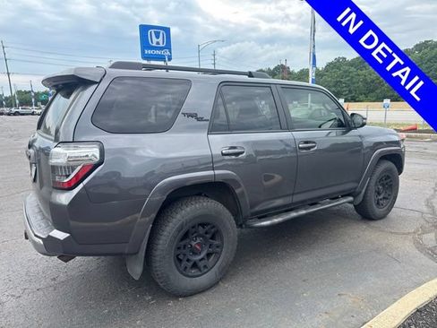 Used 2020 Toyota 4Runner TRD Off-Road Premium w/ Moonroof Package AWD/4WD image 5