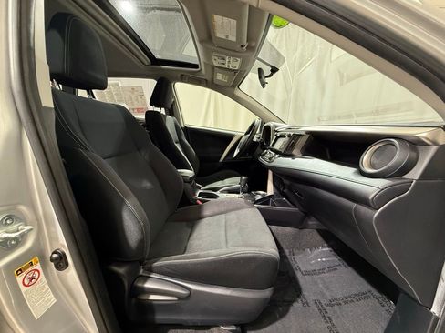 Used 2015 Toyota RAV4 XLE image 22