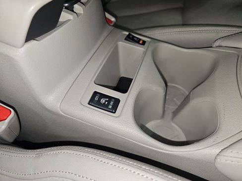 Used 2018 Nissan Rogue Sport SL w/ SL Premium Package image 18