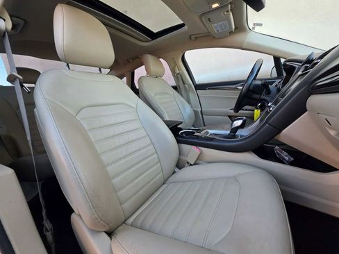 Used 2013 Ford Fusion SE image 15