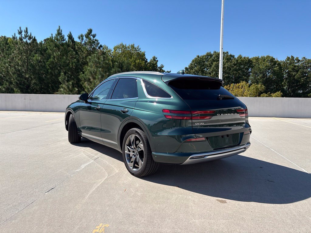 Used 2024 Genesis Electrified GV70 w/ Prestige Package AWD/4WD image 2