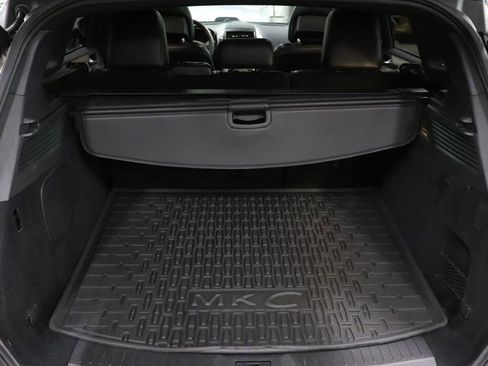 Used 2017 Lincoln MKC Reserve image 17