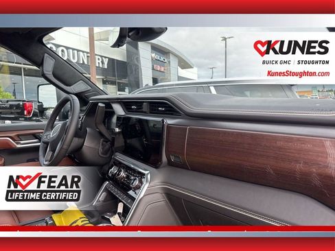 Used 2026 GMC Sierra 3500 Denali Ultimate w/ Snow Plow Prep/Camper Package image 57