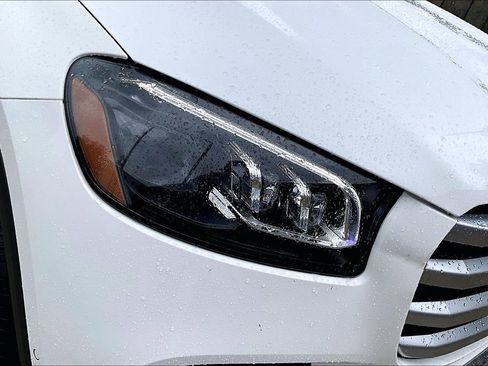 Used 2024 Mercedes-Benz GLS 450 4MATIC image 42