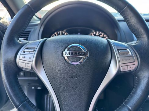 Used 2018 Nissan Altima 2.5 SV FWD image 24