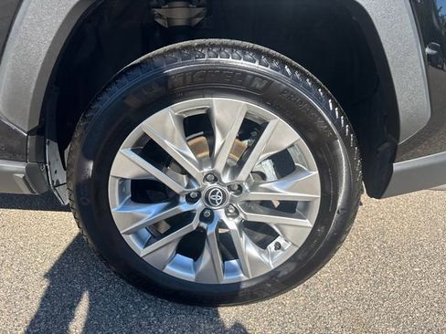 Used 2025 Toyota RAV4 XLE Premium image 14