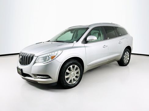 Used 2017 Buick Enclave Leather image 3