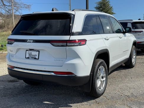 New 2026 Jeep Grand Cherokee Laredo X AWD/4WD image 4