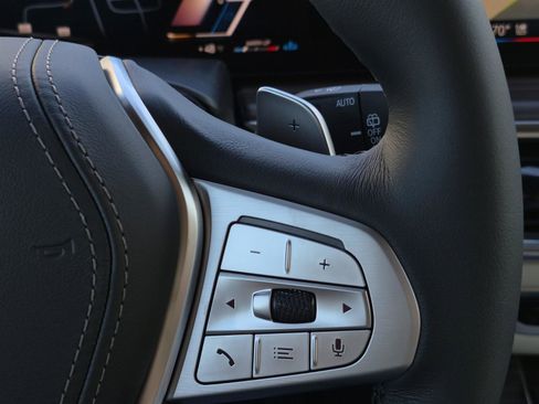 New 2026 BMW X7 xDrive40i w/ Executive Package image 15