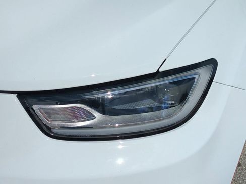 New 2026 Chrysler Pacifica Select FWD image 10