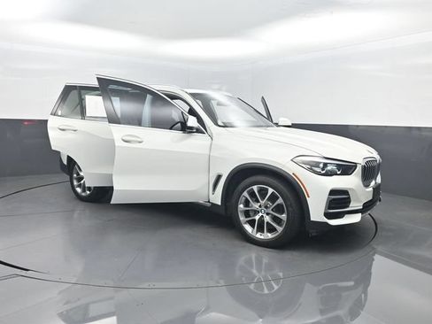 Used 2022 BMW X5 xDrive40i AWD/4WD image 38